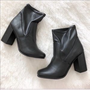 Black Boots